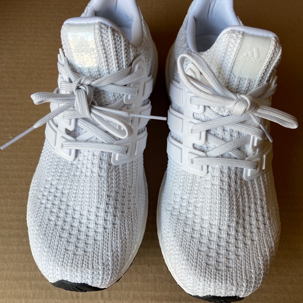 Adidas Ultra Boost YYJ606004 Youth Size 5 1/2